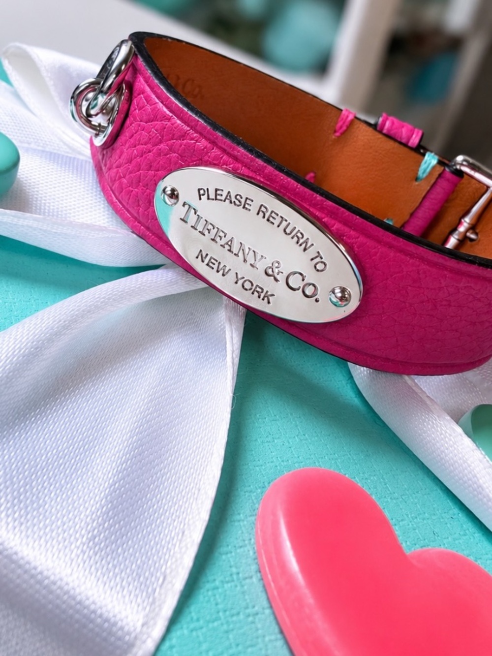 Return To Tiffany & Co Fuchsia Narrow Leather Bracelet, S/M, Silver